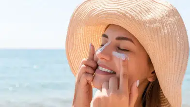Güneş Kremi Seçerken Dikkat Edilmesi Gerekenler: SPF, PA ve Geniş Spektrum Etiketlerinin Önemi!