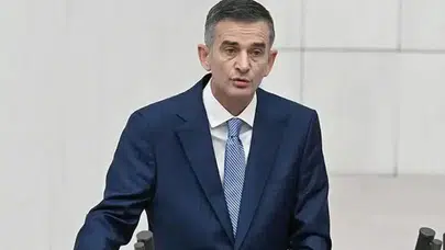 Ümit Dikbayır İstifasının Nedeni ve Yeni Siyasi Rotası Ne Olacak?