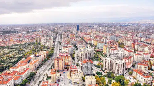 Ev Sahibi Olma Hayali Engellerle Karşılaşıyor: Yeni Zorluklar Aşılması Gereken Yolları Beraberinde Getiriyor