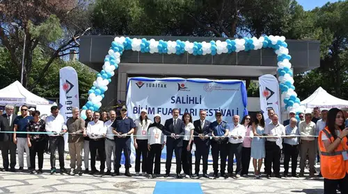 Salihli'de Bilim Fuarı Festivali Coşkuyla Başladı!