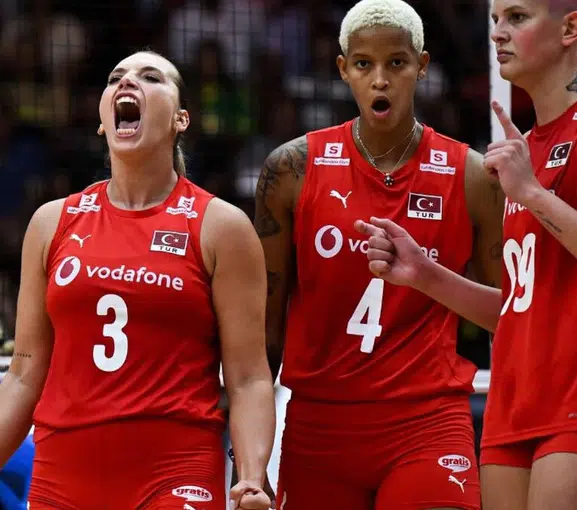Filenin Sultanları, Japonya'yı Geçerek Çeyrek Finale Yükseldi!