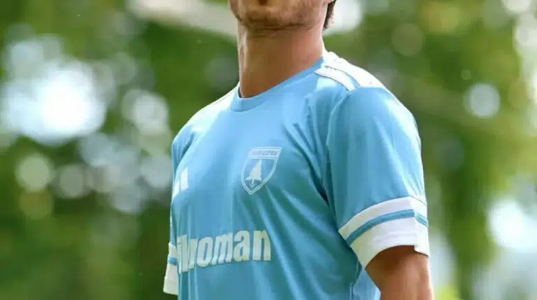Muğlaspor, Akyaka'nın eşsiz turkuaz tonunu yeni formasında yansıttı!