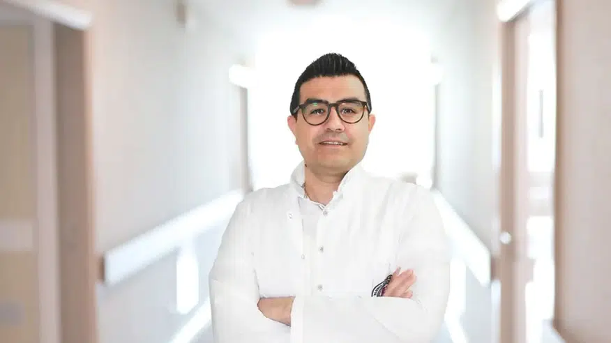 Yaz Aylarında Mide ve Bağırsak Enfeksiyonları Tehdit Ediyor: Uzmanlardan Sıvı Kaybına İlişkin Önemli Uyarılar!